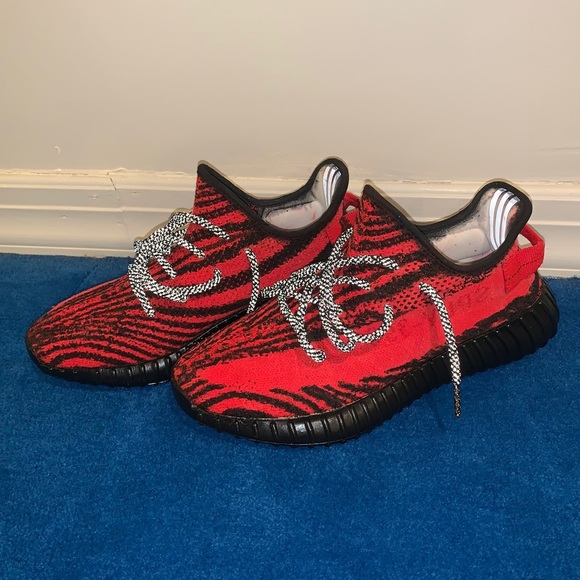 yeezy 350 red